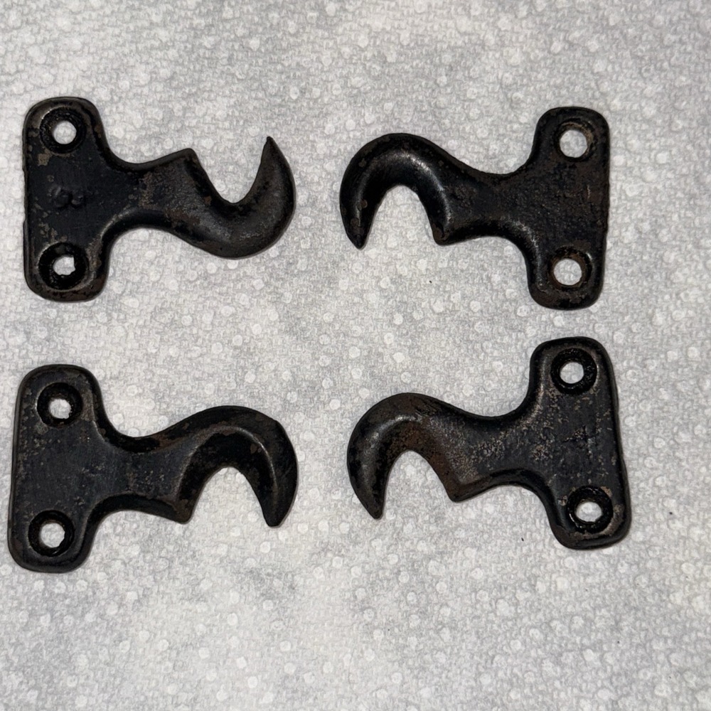 Antique 1892 Singer VS 27 Treadle Sewing Machine Set 4 Drawer Mounting Clips - Picture 2 of 4